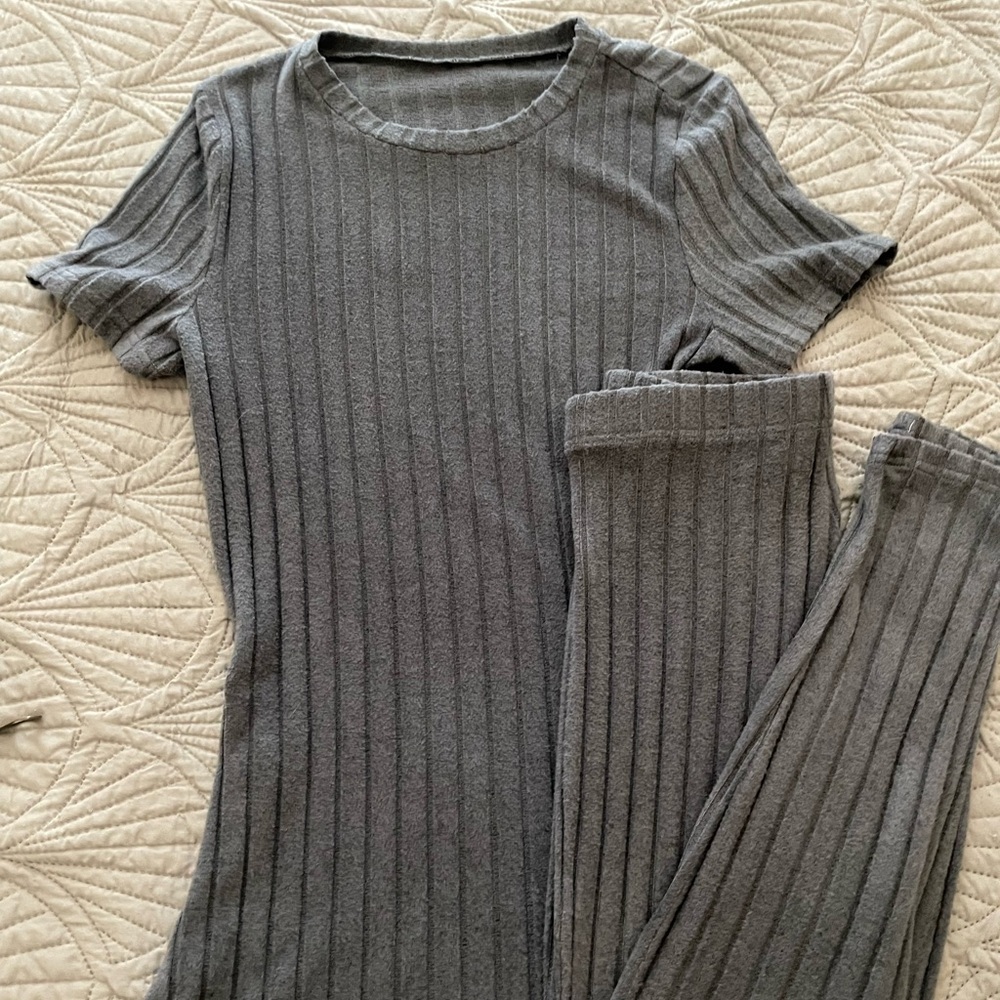 Unbranded tunic/pants set large